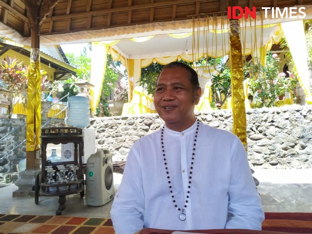 Indra Udayana, Pendiri Ashram Gandhi Puri Jadi Sulinggih