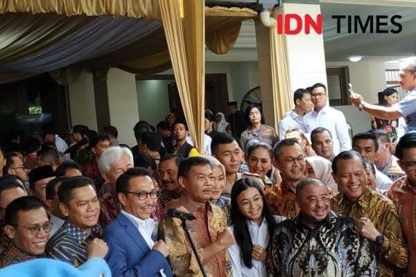 Ketua Komisi III DPR Sebut Keluarga Calon Kapolri Idham Azis Panutan