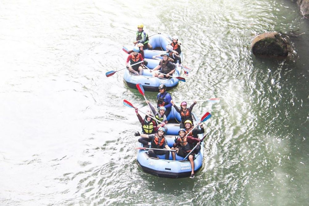 Tips dan Trik Berarung Jeram, Olahraga Ekstrem yang Seru Banget