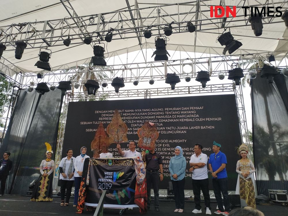 Mentri Edhy Prabowo dan Ridwan Kamil Reuni di Festival Jawa Barat
