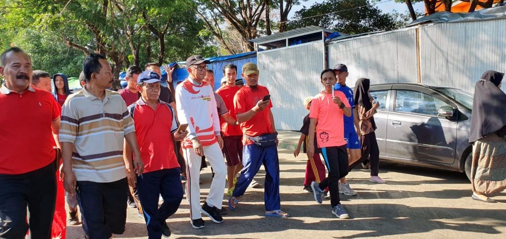 Gubernur Sulsel Larang Ada Pungutan PKL di GOR Sudiang