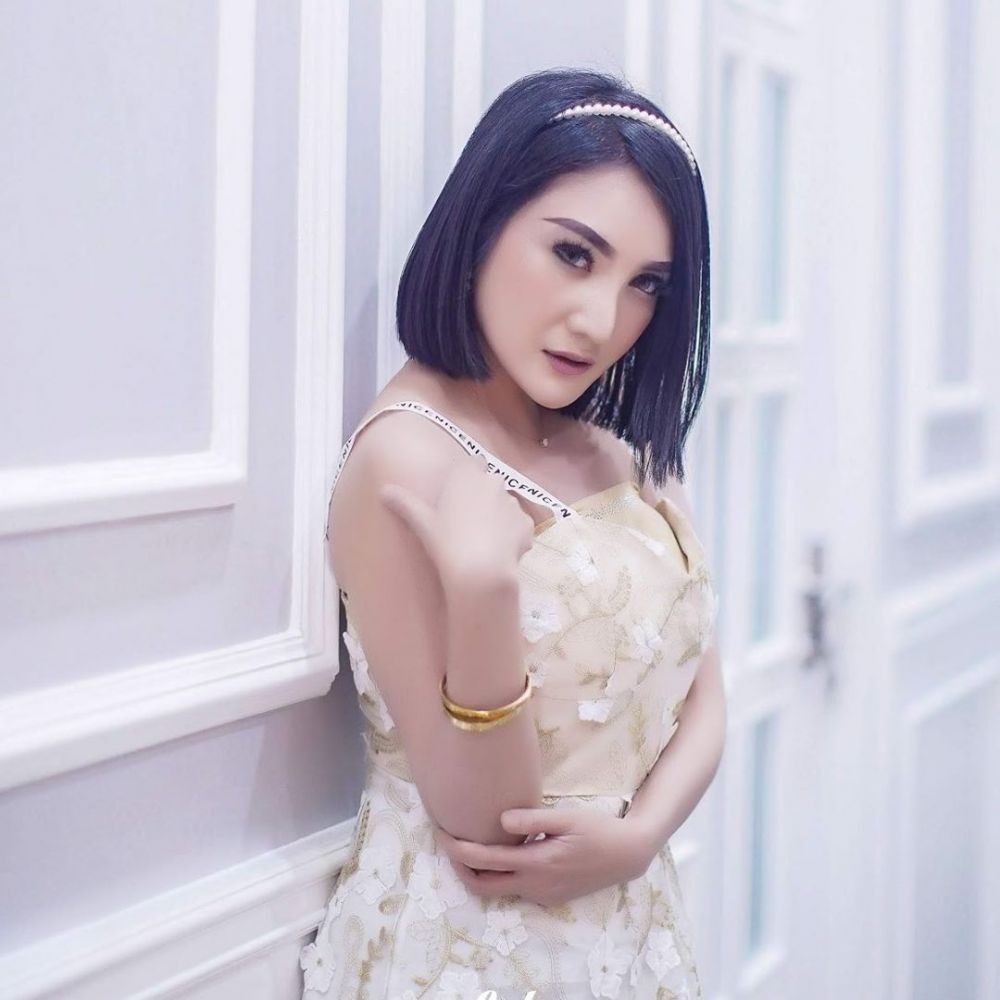 10 Potret Kiki Amalia yang Masih Tampak Muda Meski Sudah Usia 38 Tahun