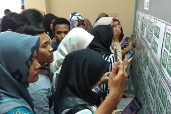 Peminat Job Fair Turun, Bupati Minta Disnaker Manfaatkan Teknologi