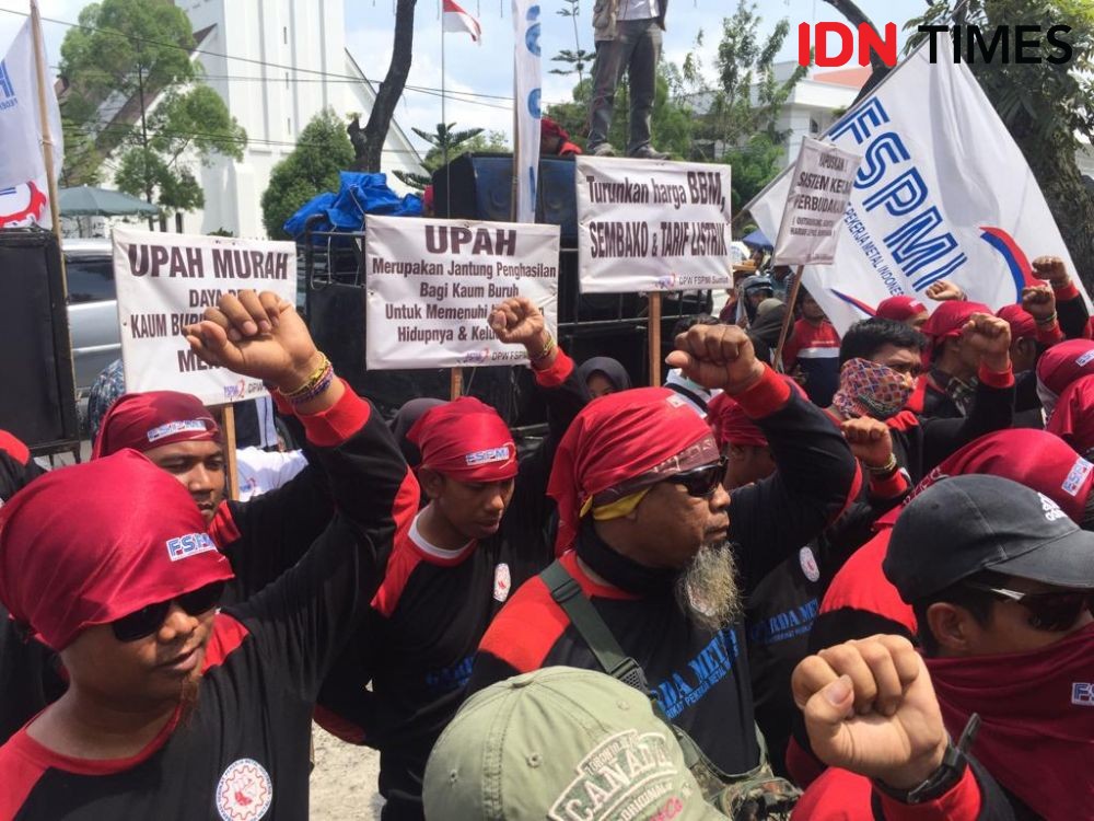 UMP Sumut Ditolak, Buruh: Naik 15 Persen Kami Akan Sujud Syukur