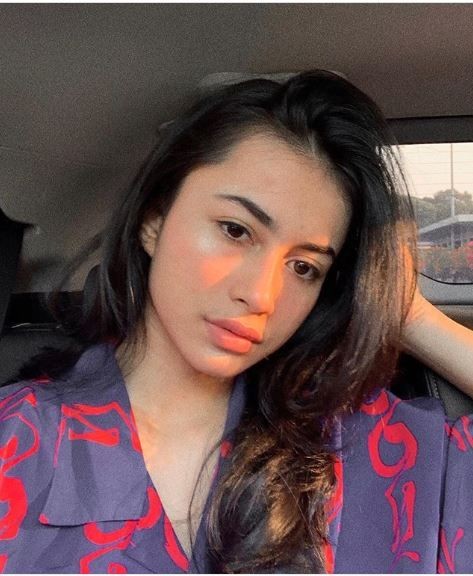 10 Potret Sintya Marisca, Selebgram Yang Heboh Joget Cendol Dawet