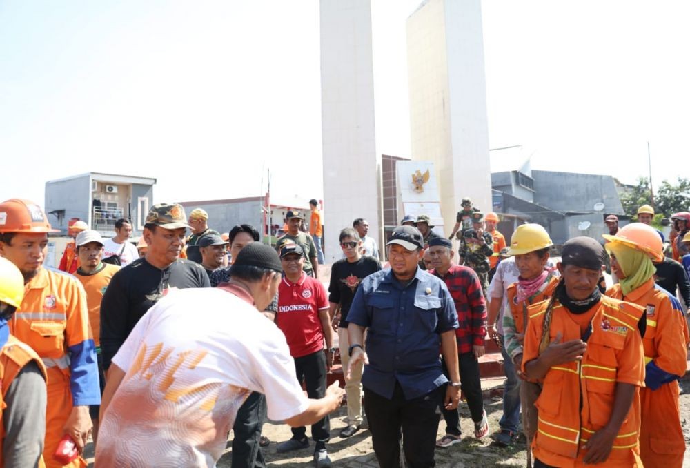 Sambut Hari Pahlawan, Pemkot Makassar Bersihkan Monumen Emmy Saelan