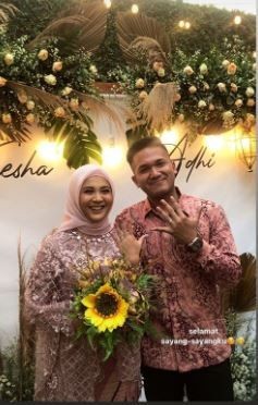 Mantap Nikah Muda, 10 Prosesi Pertunangan Kesha Ratuliu & Adhi Permana