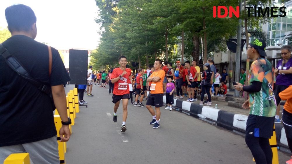 525 Runner Meriahkan Bosowa Brunity Relay di Makassar