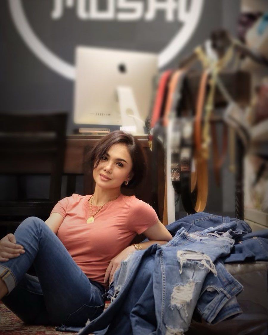 Awet Muda Banget, 10 Artis Ini Tampil Bak ABG di Usia 40 Tahunan