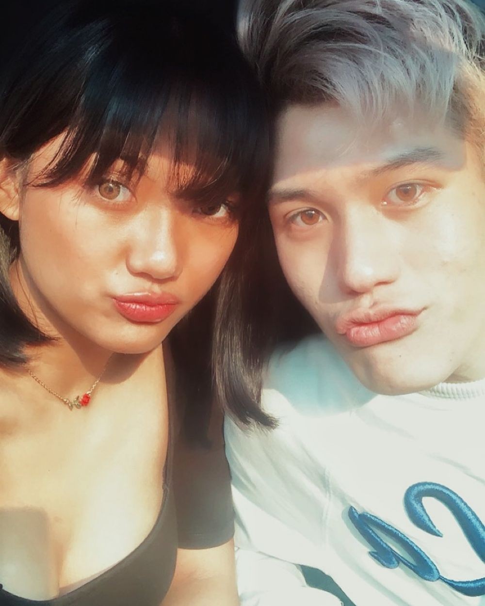 Menghipnotis! 10 Potret Glowing Marion Jola saat Selfie