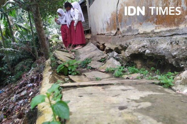 Akhirnya, Guru Honorer Pelosok Samarinda Dapat Insentif Tambahan