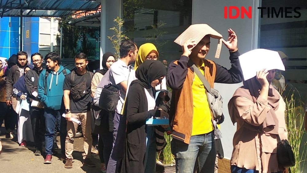 CPNS Dibuka, Pemohon SKCK di Polrestabes Bandung Membludak