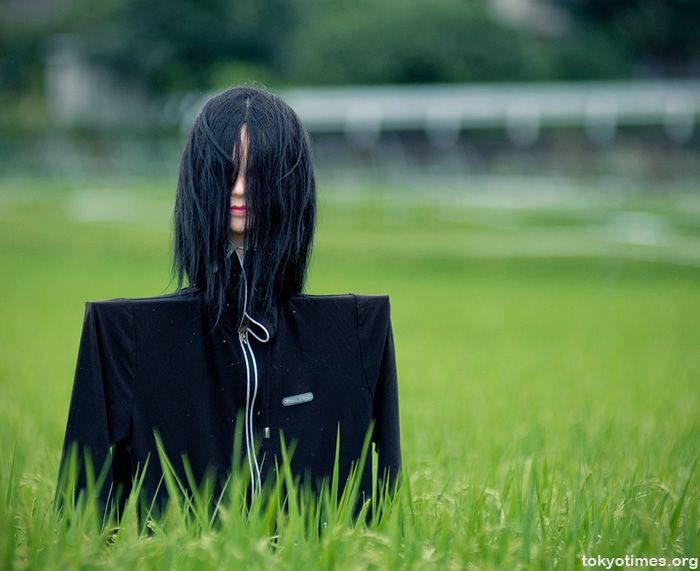 Dari Kocak sampai Seram! 10 Potret Orang-orangan Sawah ala Jepang