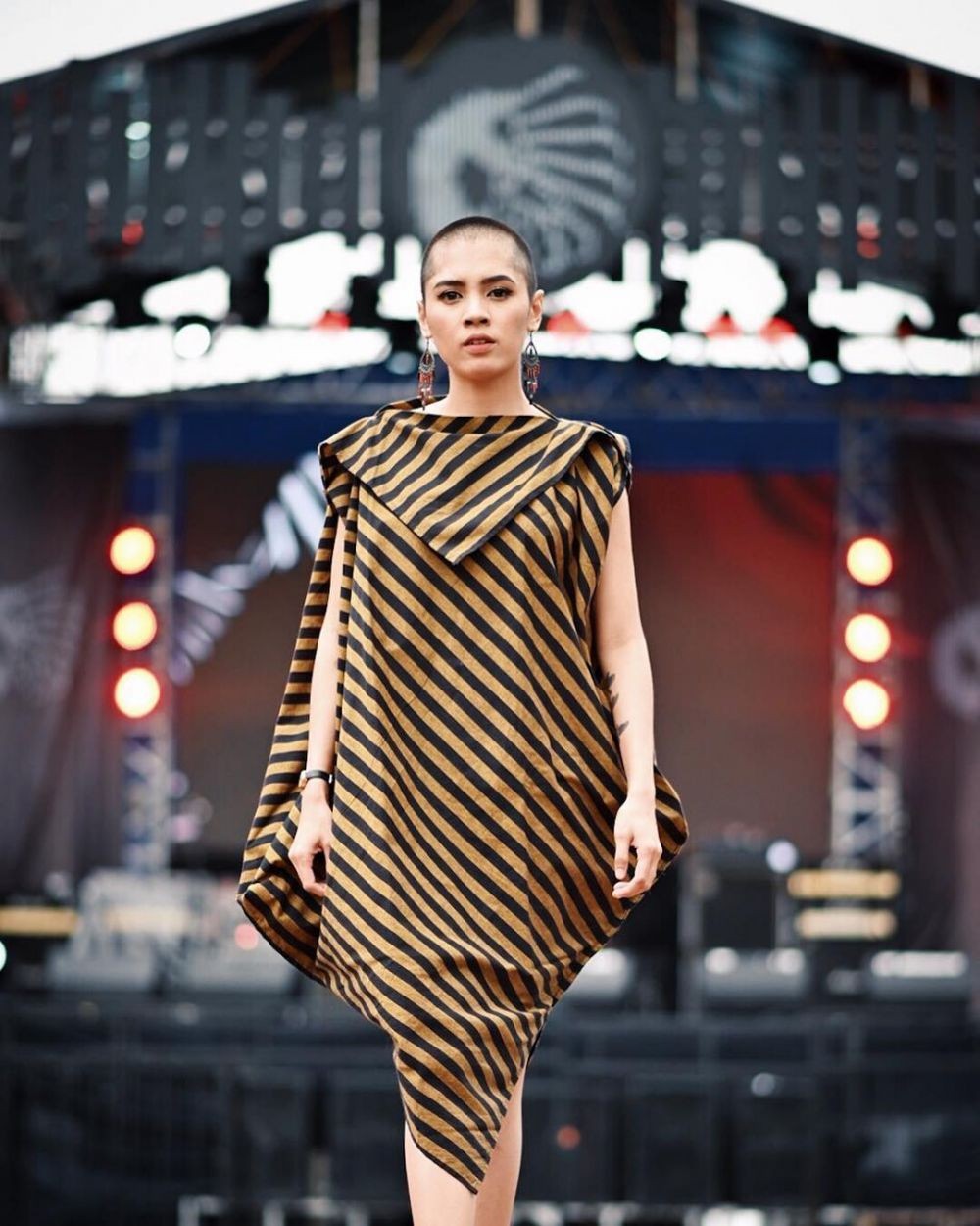 10 Style Unik Gusti Arirang, Putri Sulung Djaduk Ferianto
