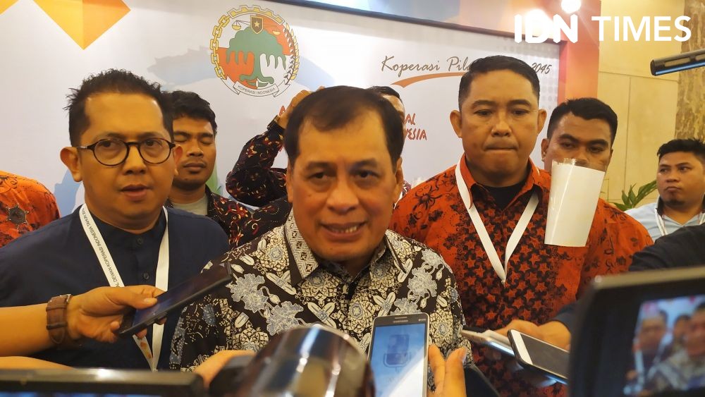 Taufan Pawe Gantikan Nurdin Halid sebagai Ketua Golkar Sulsel