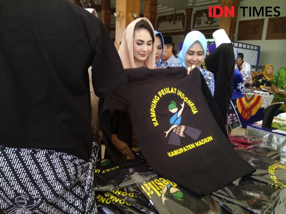 Unik, Batik Madiun Akan Ditambah Logo ‘Kampung Pesilat’