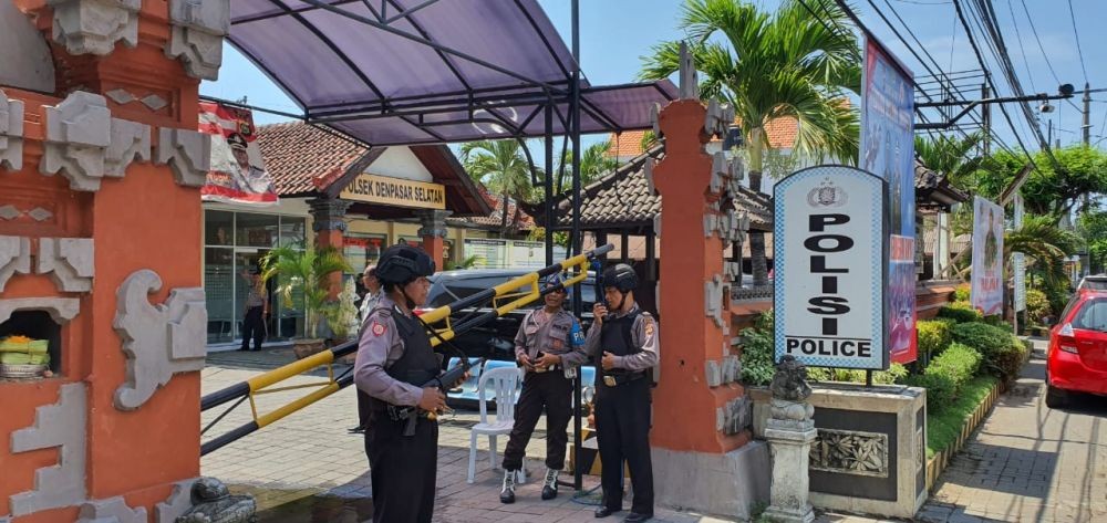 Lagi Asyik Mesum, Polisi di Medan Digrebek Istri Sambil Gendong Bayi