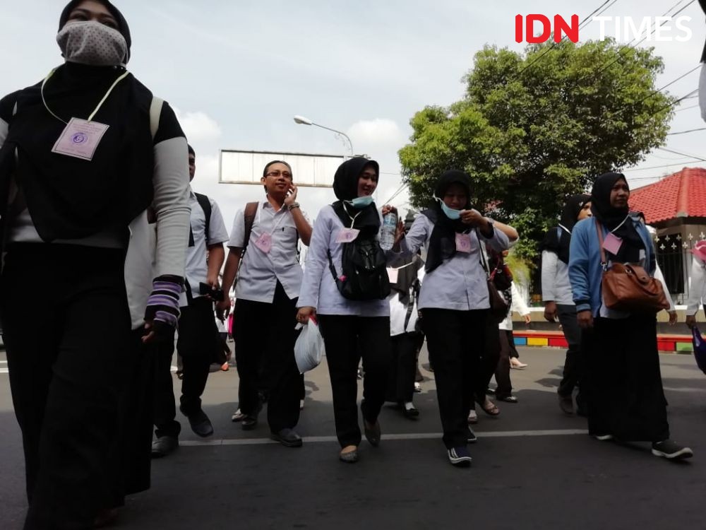 Geruduk DPRD, Ribuan Guru Tidak Tetap di Pati Tuntut Kesejahteraan