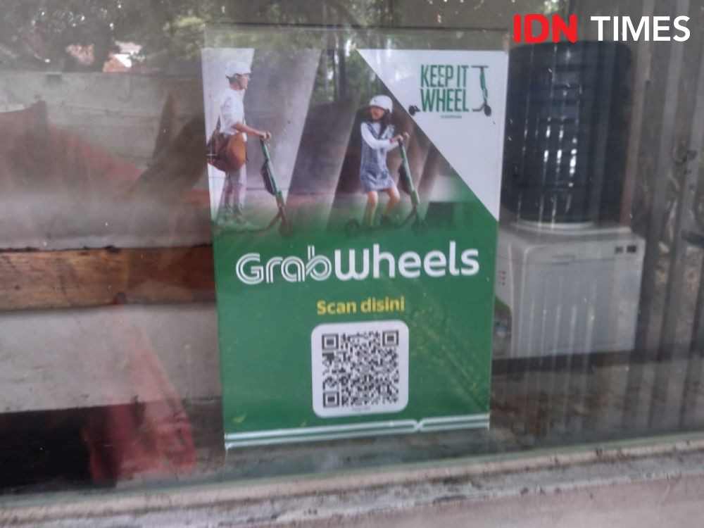 Grab Investigasi Soal Bocah Kendarai Grabwheels di Flyover Pasupati
