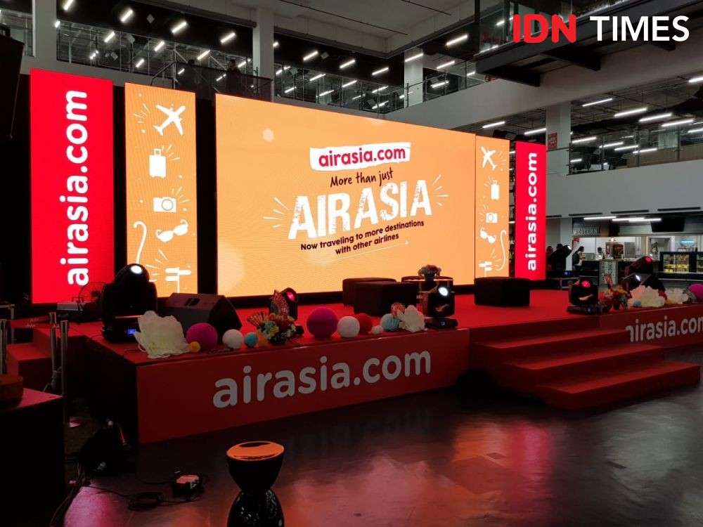 Ngobrol Dengan Bos AirAsia, Ini Yang Dibahas Sandiaga Uno