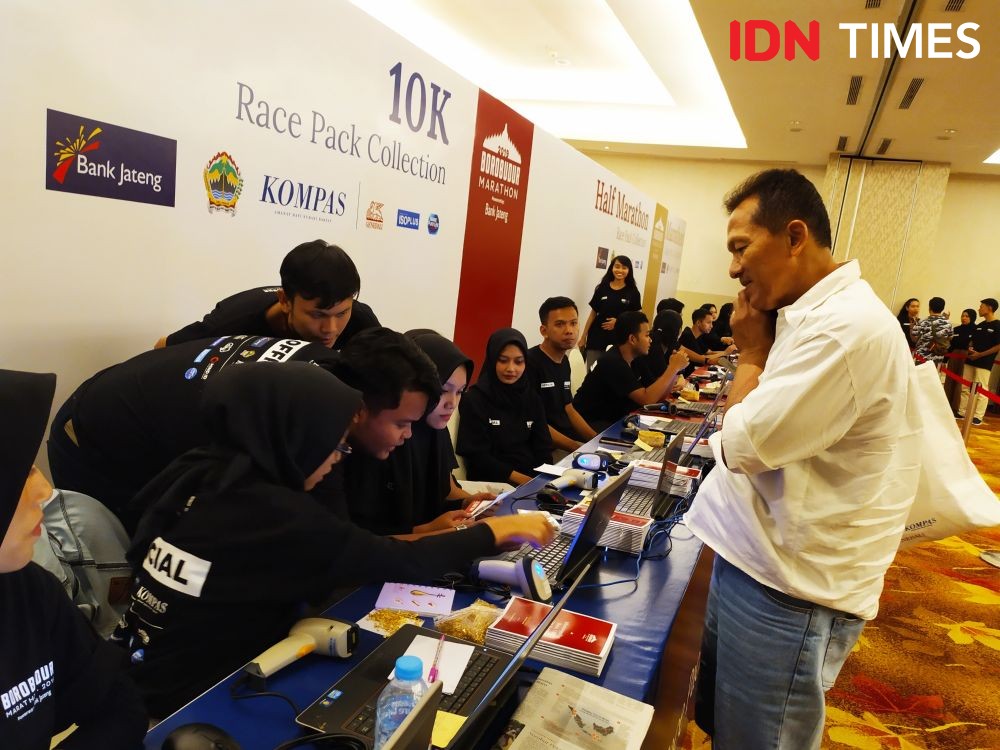 [FOTO] Kemeriahan Pengambilan Race Pack Borobudur Marathon 2019