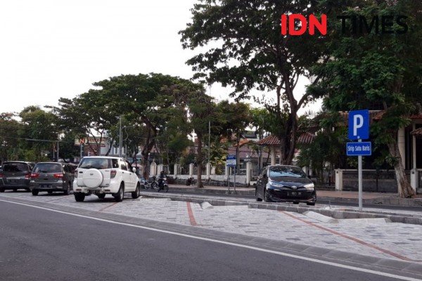 Parkir Tengah Jalan Sudah Bisa Digunakan, Masih Ada yang Sembarangan