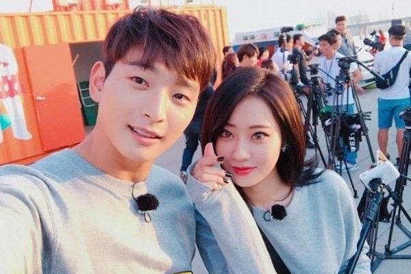 10 Perjalanan Cinta Jinwoon 2AM dan Kyungri Nine Muses yang Kini Pacaran
