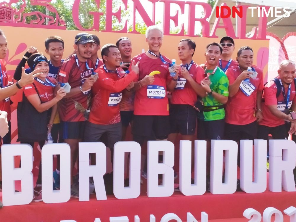 Ganjar Ngos-ngosan Turun di Nomor 10K Borobudur Marathon 2019