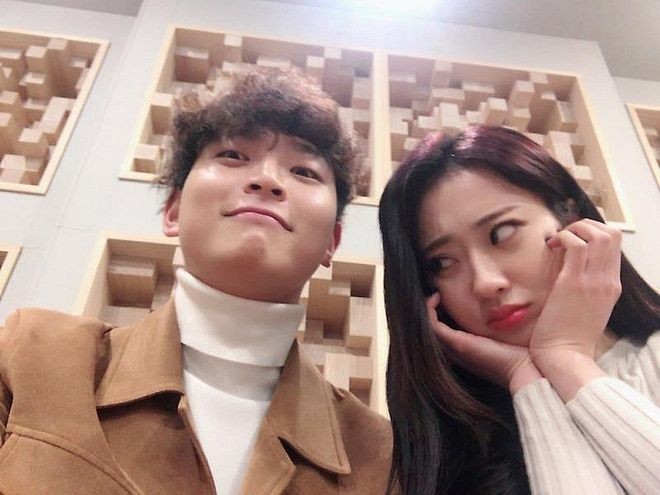 10 Perjalanan Cinta Jinwoon 2AM dan Kyungri Nine Muses yang Kini Pacaran