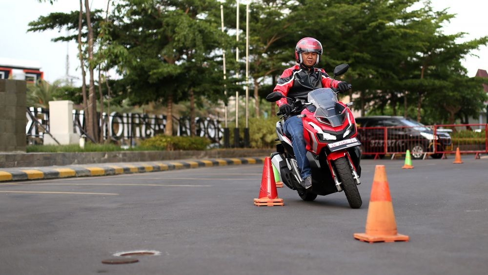 Baru Diluncurkan, Honda ADV150 Raih Motorcycle of The Year
