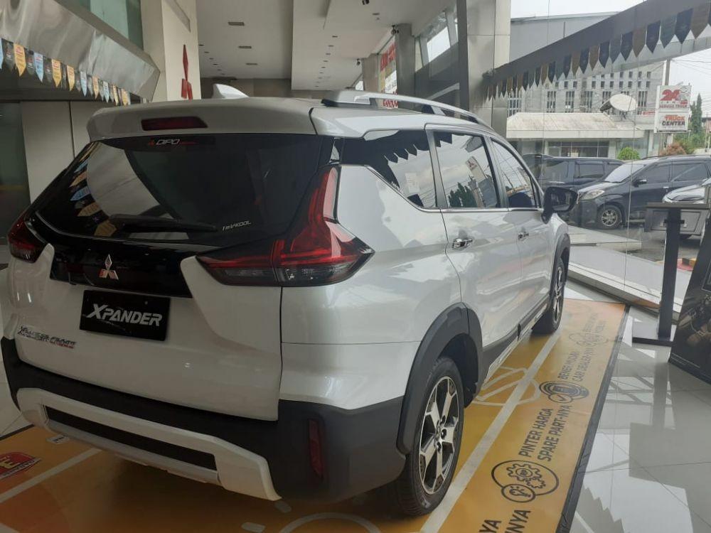 Mitsubishi Xpander Cross Mengaspal di Medan, 10 Potret Penampakannya