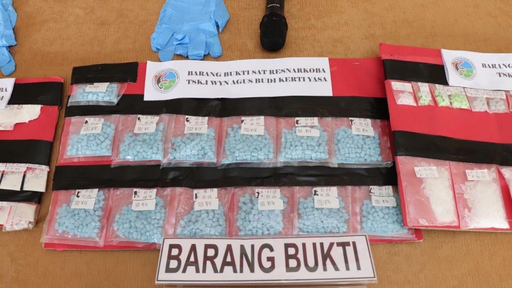 Tiga Pengedar Narkoba Ditangkap di Denpasar, Ojol Ikut Terlibat
