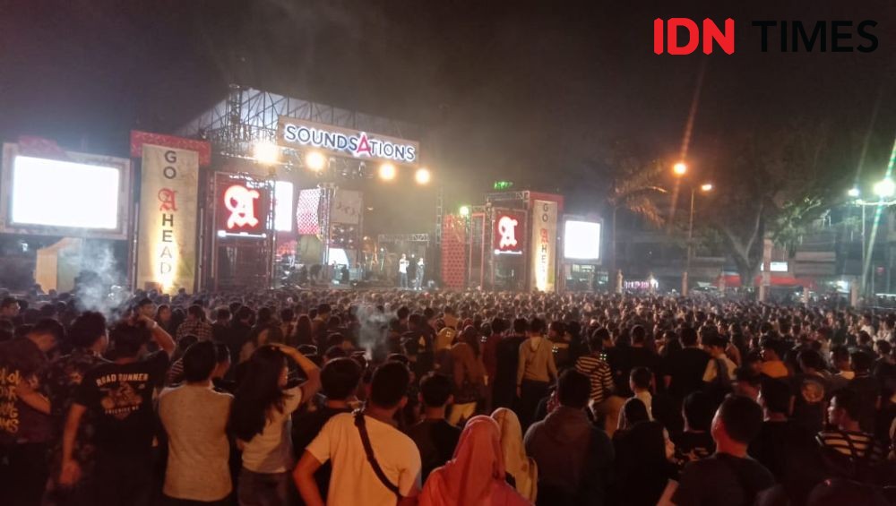 Padi Reborn dan Efek Rumah Kaca Basuh Kerinduan Fans di Medan