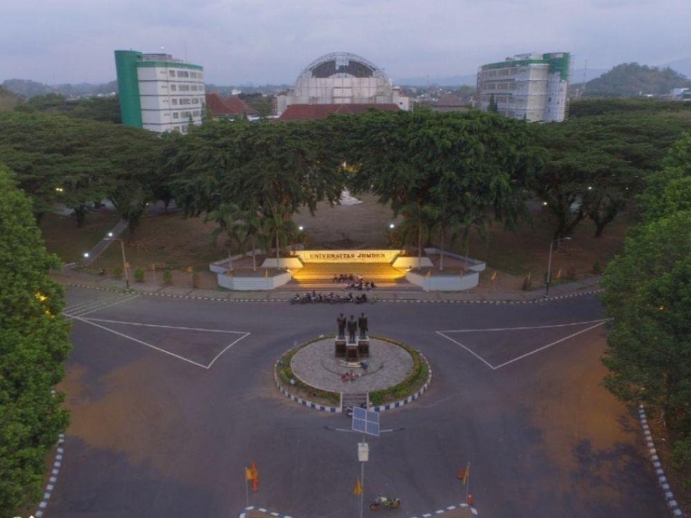 Cegah Corona, Universitas Negeri Jember Tunda Wisuda