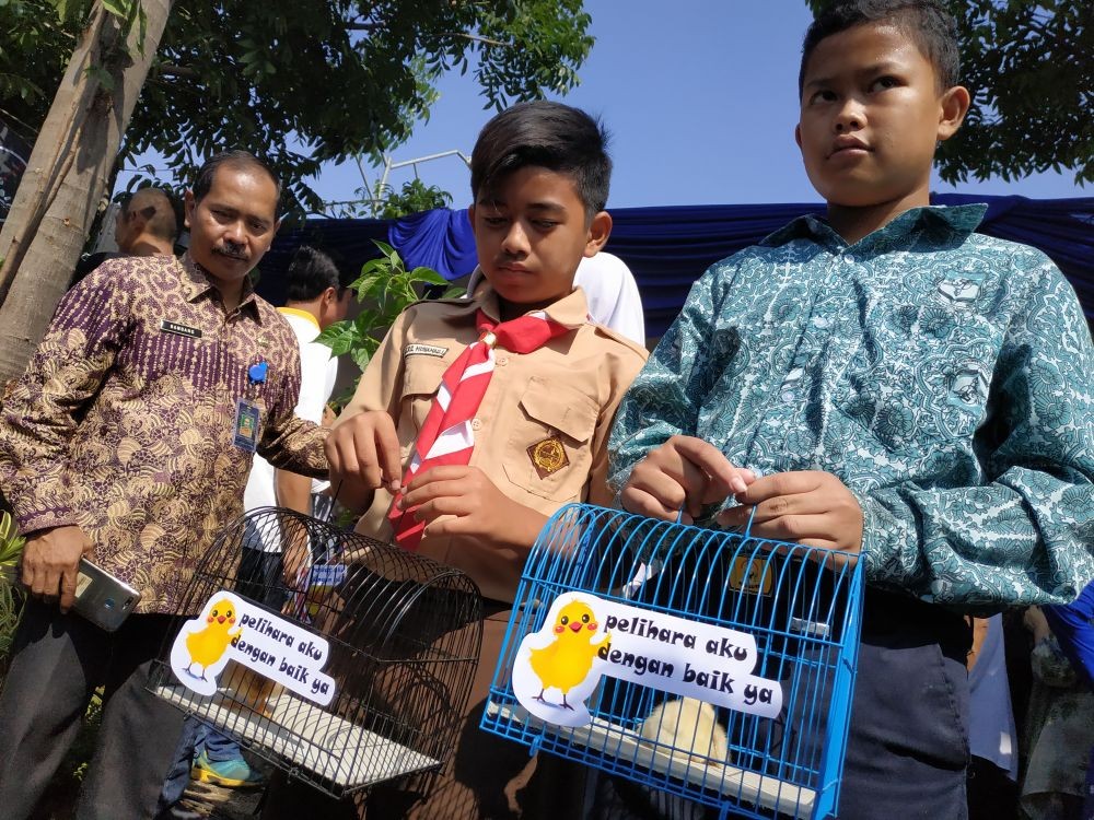 Nihil Kajian, Program Ayam Pemkot Bandung Hambat Kreativitas Siswa