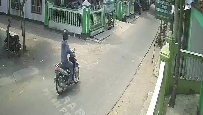 Ditinggal Jumatan, Sepeda Motor Milik Ustaz Raib di Gondol Maling 