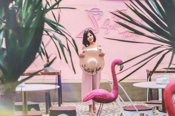 7 Kafe Unik Berkonsep Colorful di Surabaya, Nongkrong Jadi Estetik