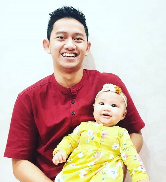 Family Man Idaman! 10 Momen Manis Kedekatan Adamas Belva dan Keluarga 