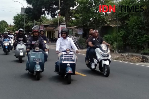 Menaksir Harga Vespa yang Dinaiki Dewata untuk Daftar Cabup Bantul