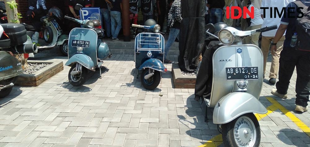 Menaksir Harga Vespa yang Dinaiki Dewata untuk Daftar Cabup Bantul