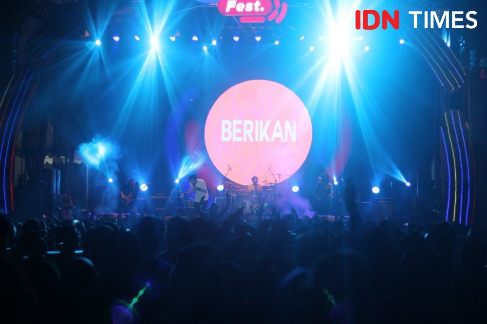 Gigi, NTRL dan Seringai Guncang Panggung PRSU Medan