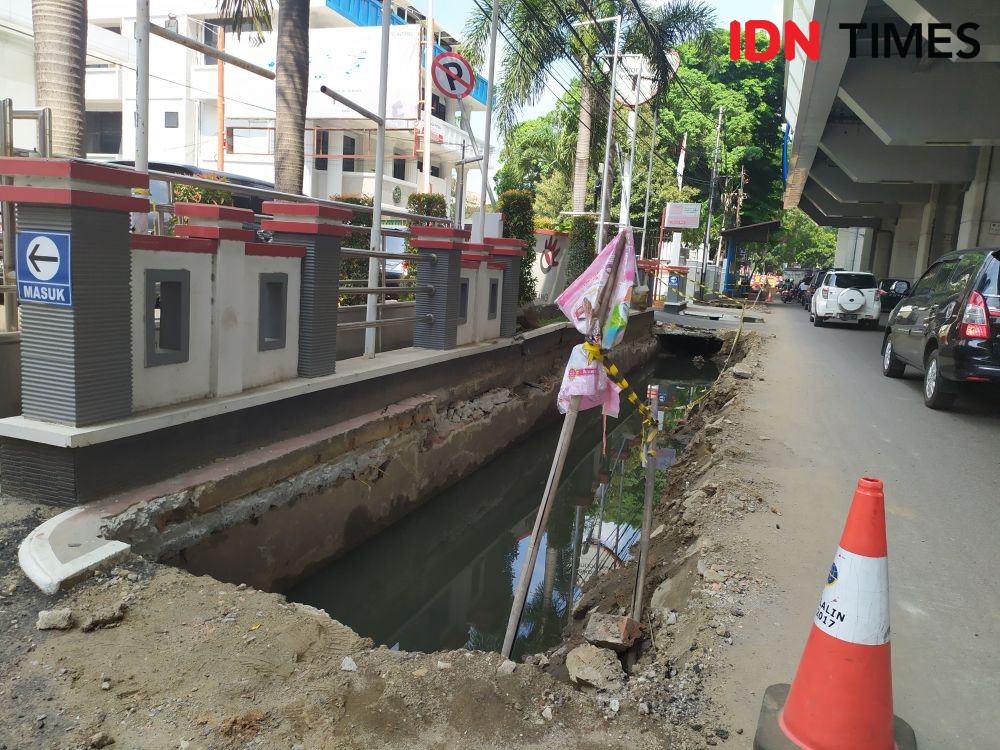 Ini Penyebab Sistem Drainase Ruko di Palembang Kerap Tergenang Air 