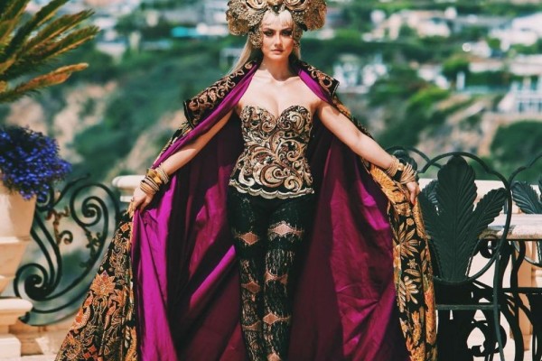 Agnez Mo dan 10 Artis Blasteran Ini Elegan Banget Pakai Kebaya