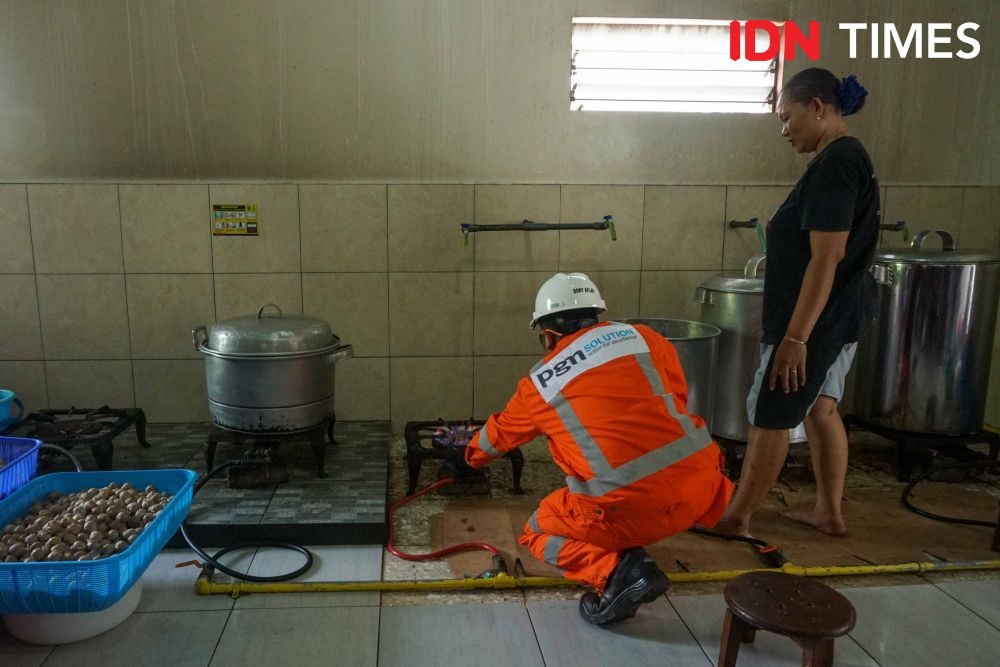 [FOTO] Bakso Mawardi Semarang Untung Berlipat Pakai Jargas PGN