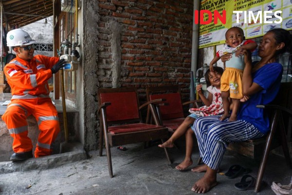 Kisah Keluarga Pra Sejahtera Semarang Menikmati Manfaat Jargas PGN
