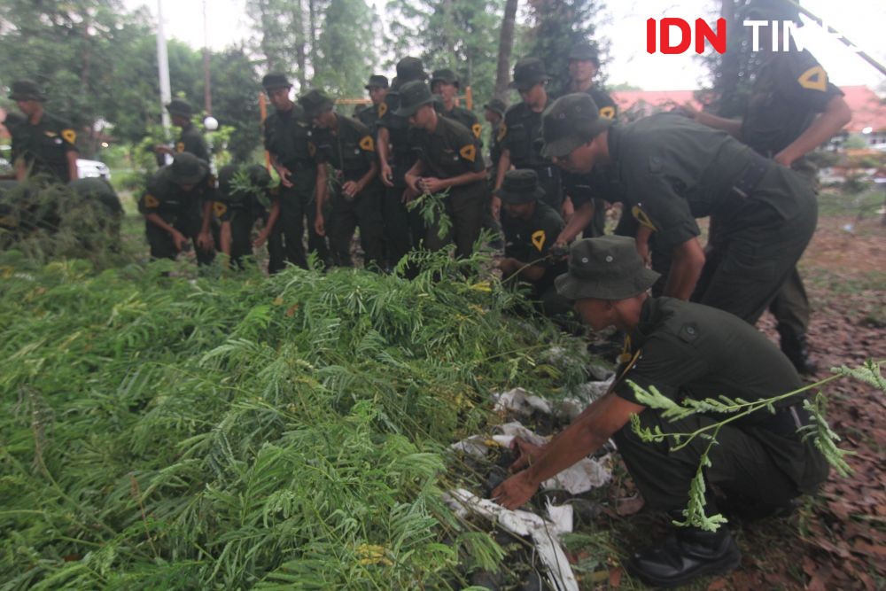 [FOTO] Cegah Efek Rumah Kaca, 12 Ribu Pohon Sengon Hijaukan Tangerang