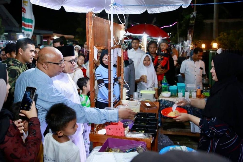 Mencicipi Kuliner Khas Timur Tengah di Pasar Kampung Arab Banyuwangi
