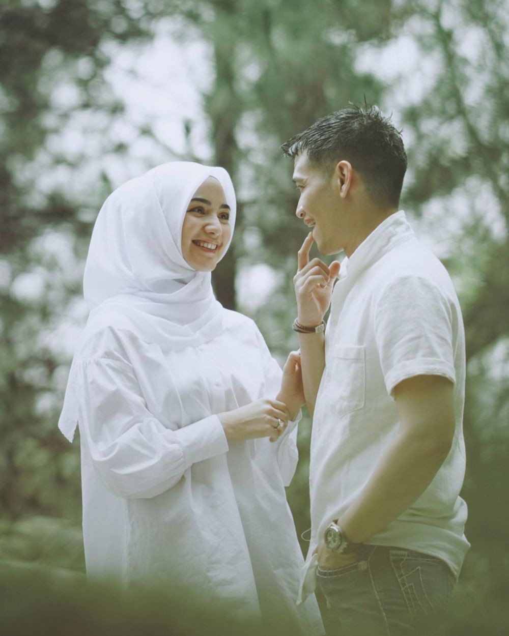 10 Potret Romantis Citra Kirana & Rezky dari Prewed hingga Sah Menikah