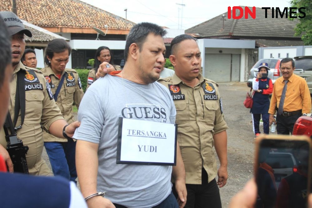 Turun dari Mobil, Pembunuh Sadis di Palembang Ini Langsung Dibogem