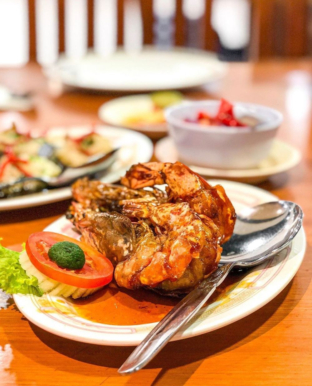 7 Rekomendasi Tempat Makan Seafood  Paling Enak di Surabaya  